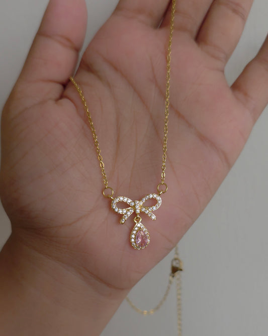 🎀 Rosé Bow Necklace