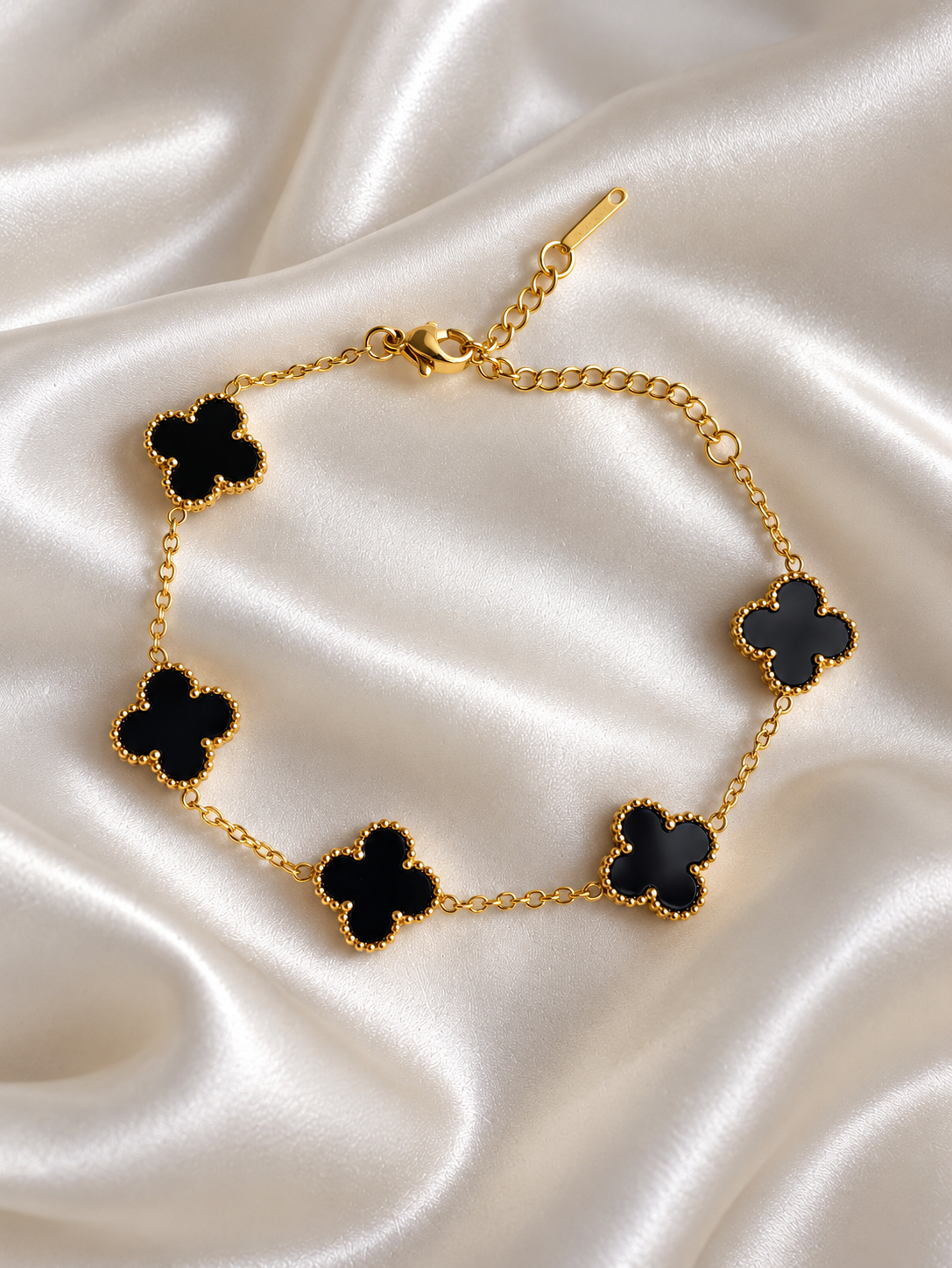Clover Bracelet Black