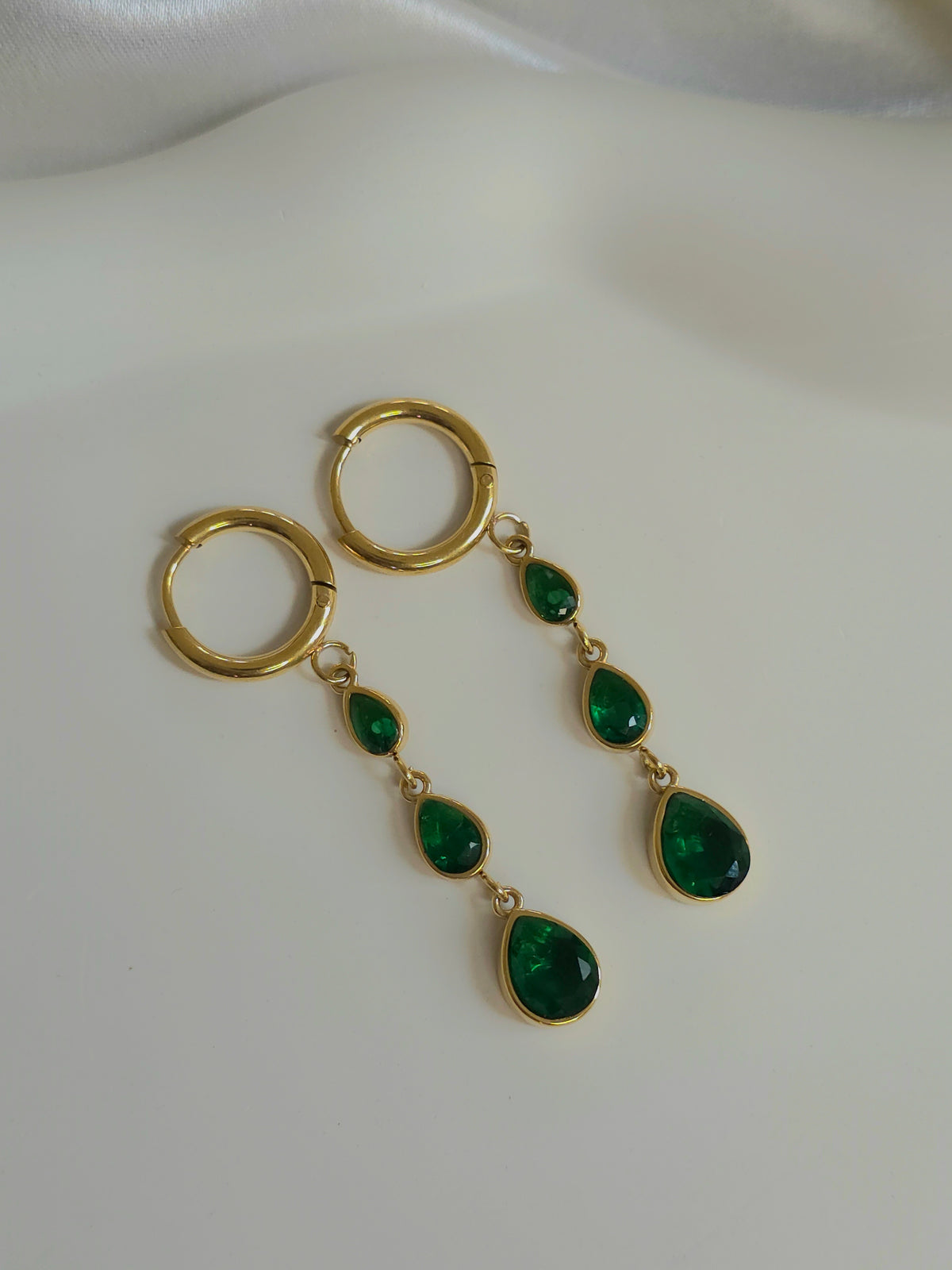 Emerald Raindrop Earrings