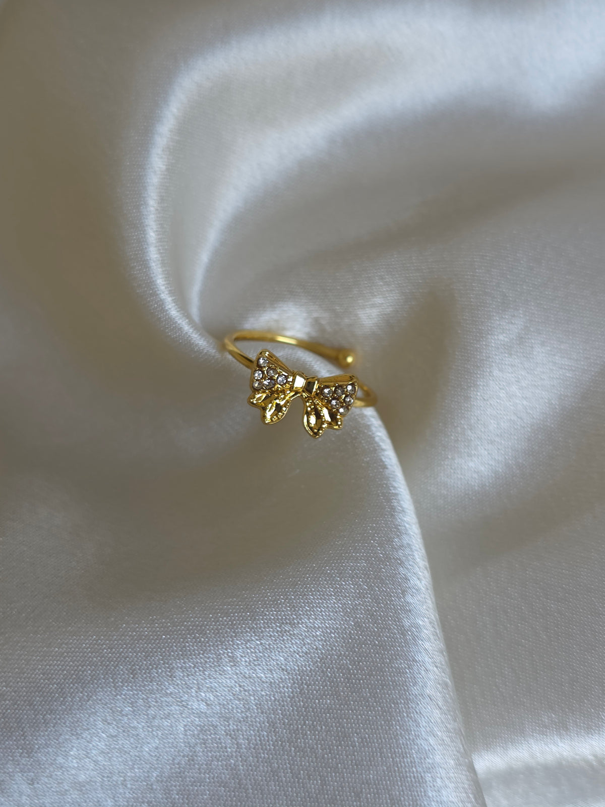 Golden Bow Sparkle Ring ( Adjustable )