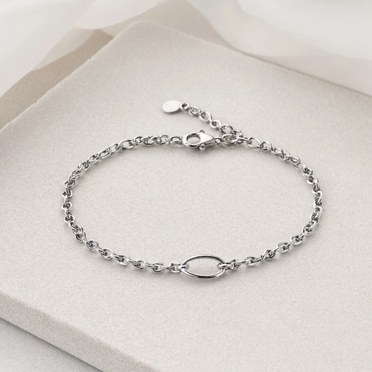 Unisex Minimal Chain
