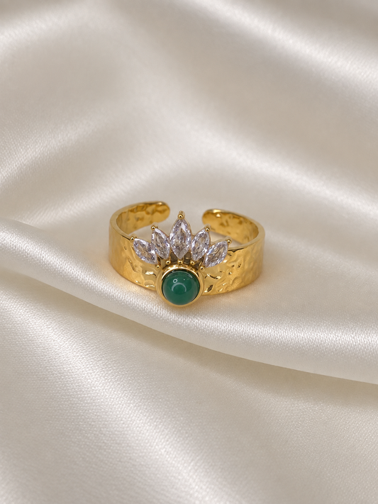 Emerald Crown Ring ( Adjustable )