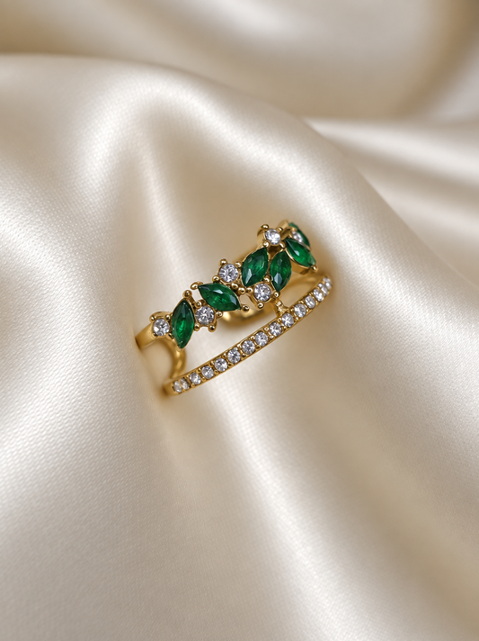 Emerald Dewdrop Crown Ring ( Adjustable )