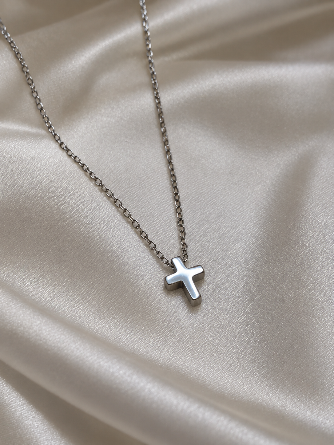 Minimal Crosslink Neck Chain