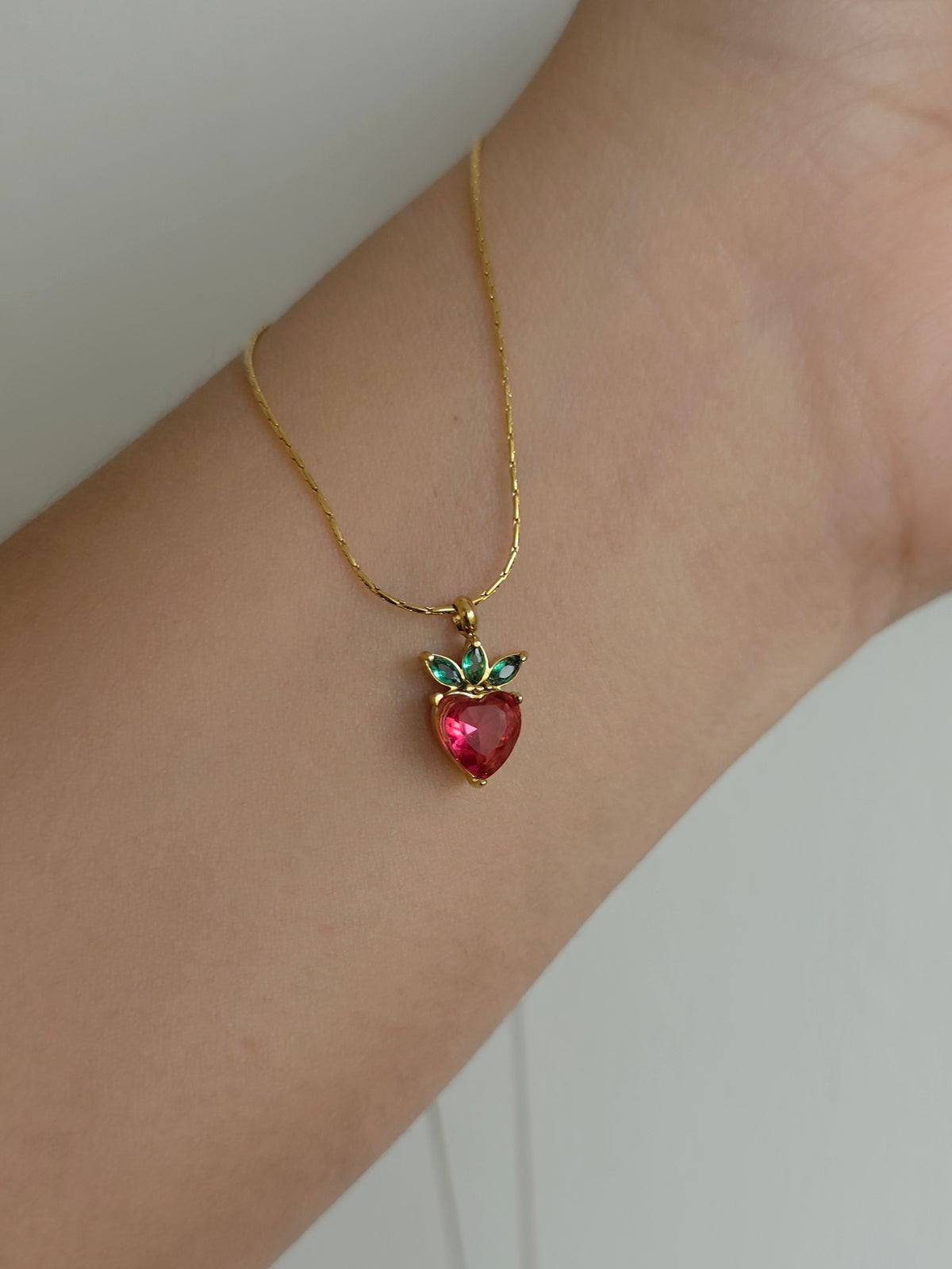🍓 Berry Blush Necklace