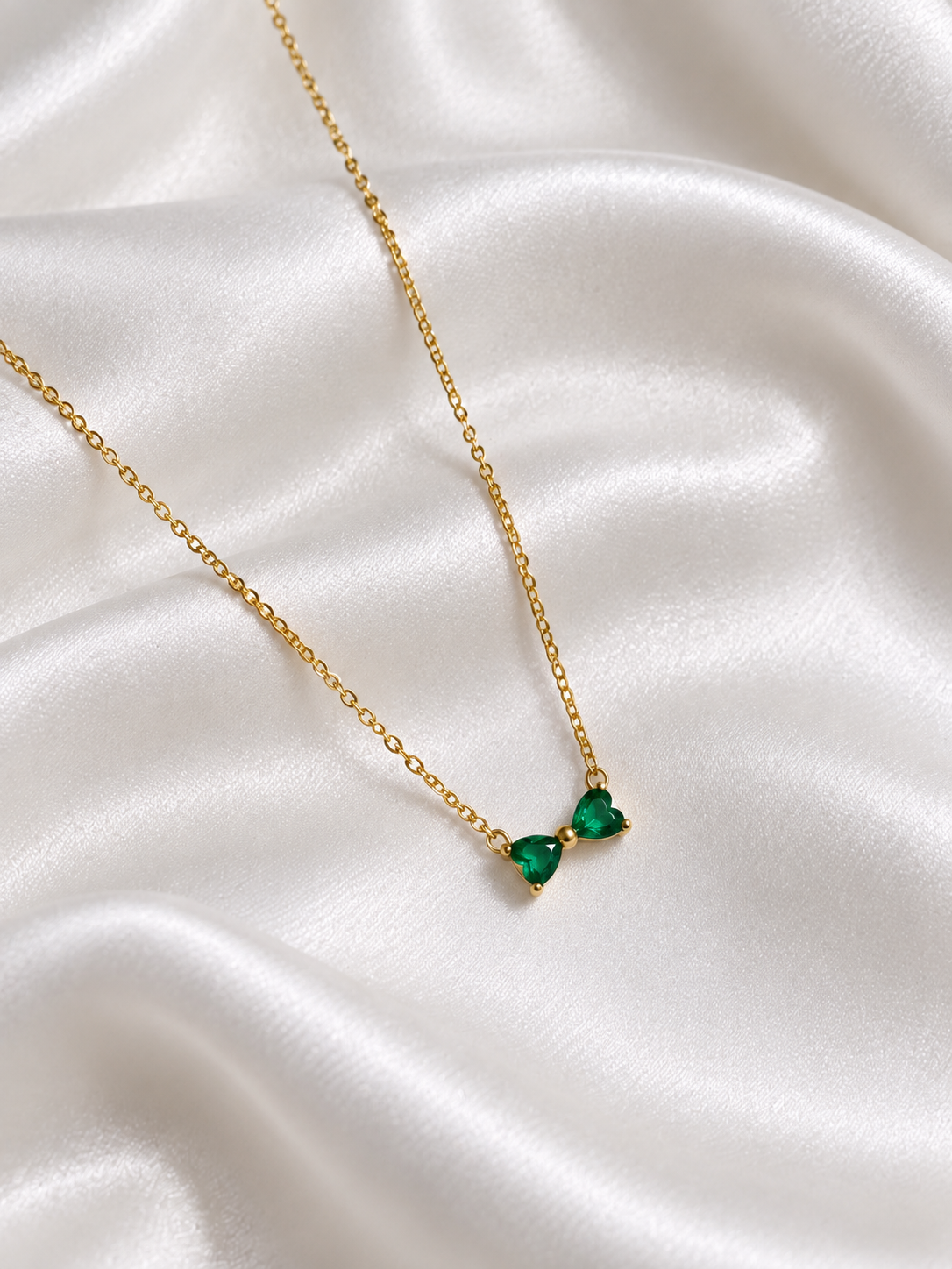 Green Bow Neckchain